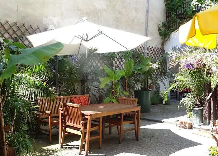 Auf Der Kunstmeile Frühstückspension Krems an der Donau